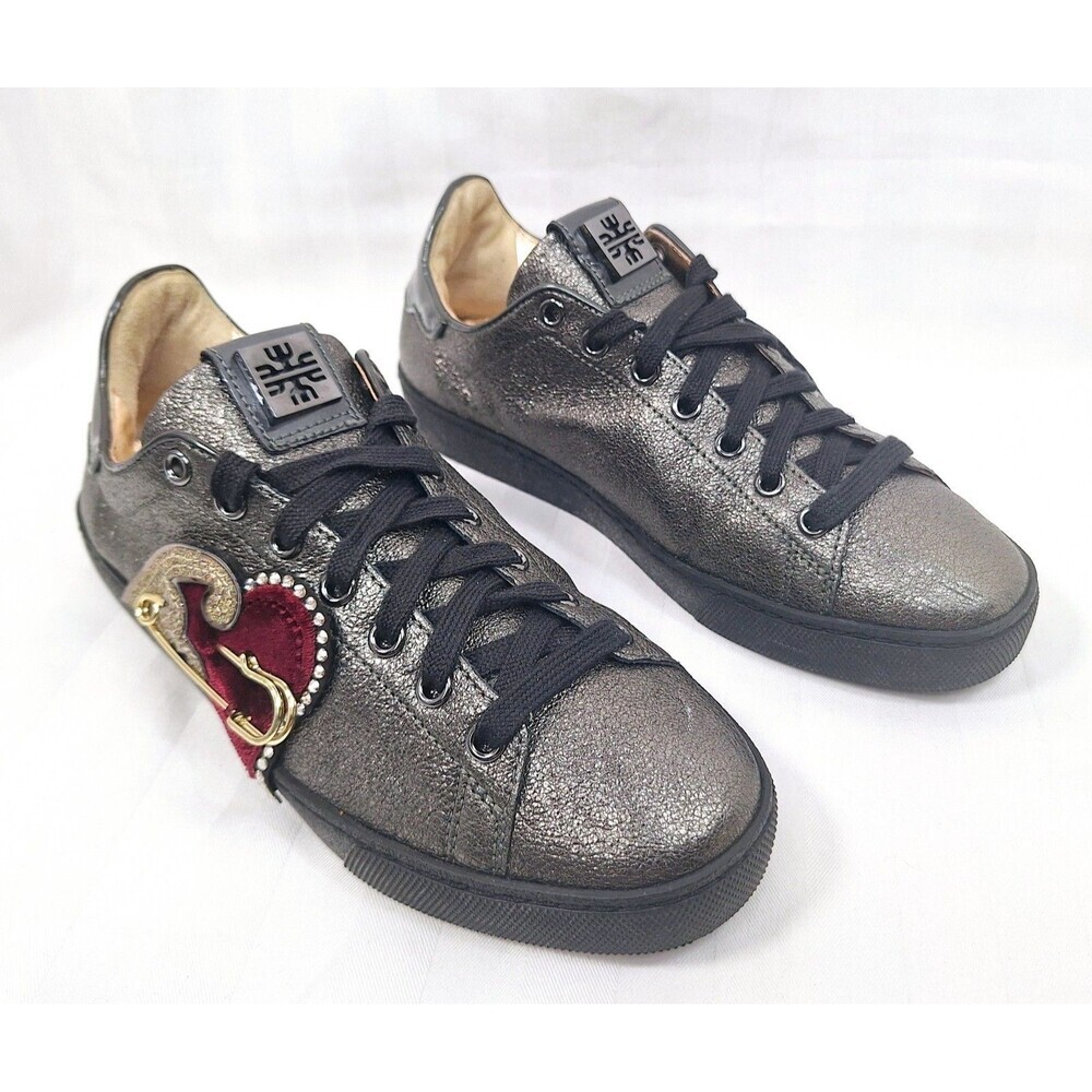 Hogl Womens Metallic Pewter Leather Heart Safety Pin‎ Sneakers Size 5.5